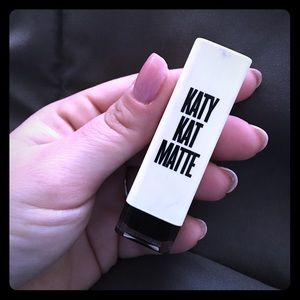 Katy Perry for Covergirl Matte Black Lipstick💄